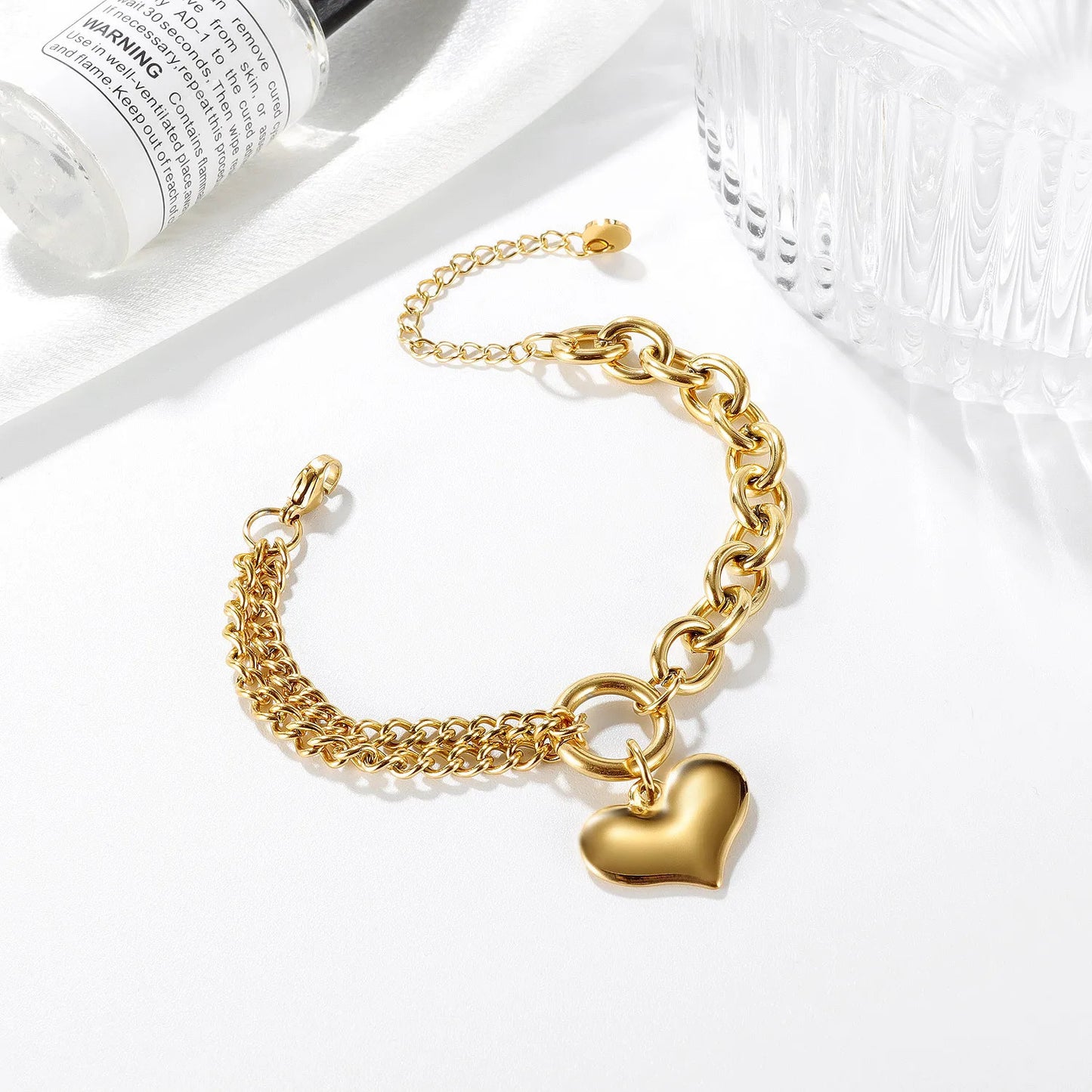 Elegant Heart Charm Bracelet – Timeless Stainless Steel Jewelry for Women - Univelve