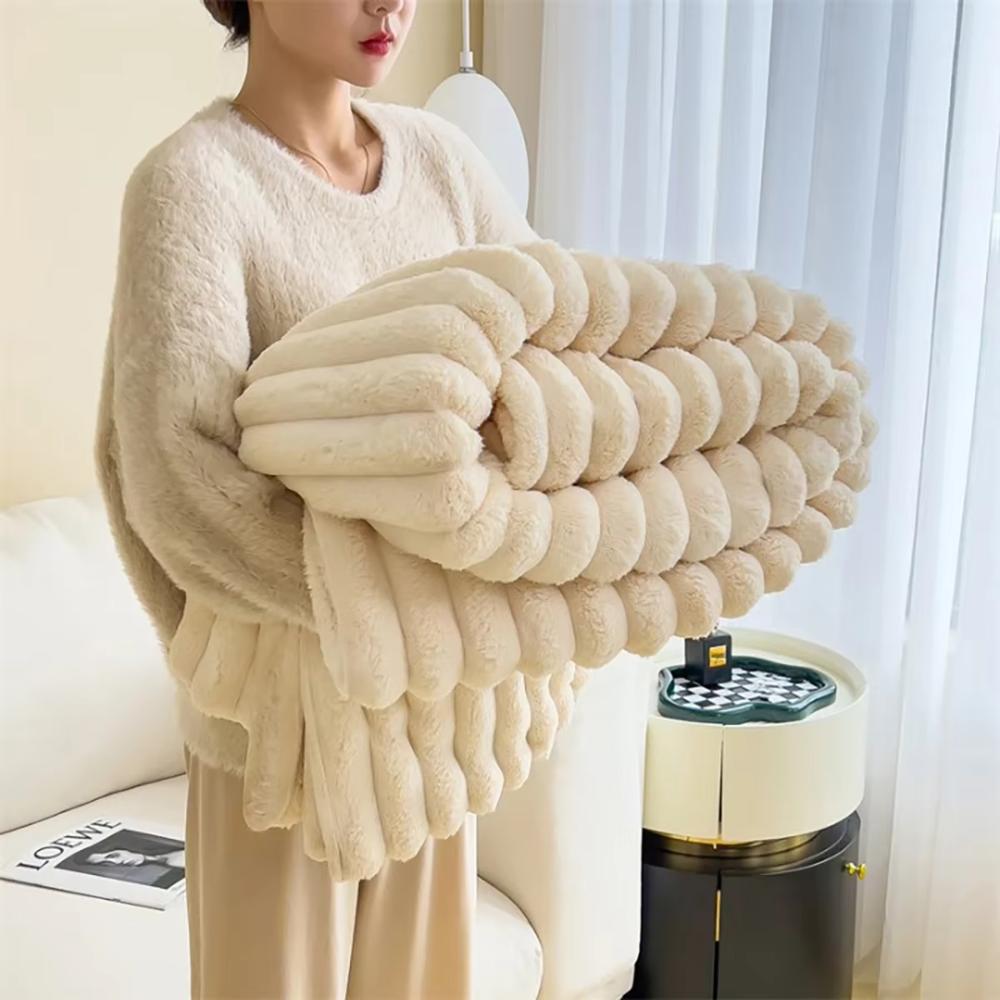 Thickened Wide Plush Striped Blanket - Fleece Blanket