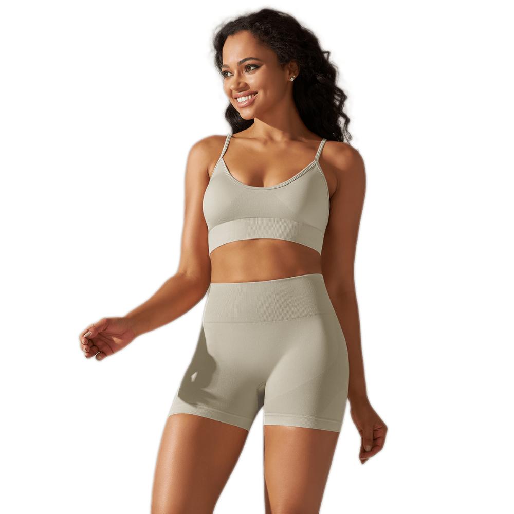 Seamless Women's Fitness Tracksuit – Elevate Your Workout Style!
