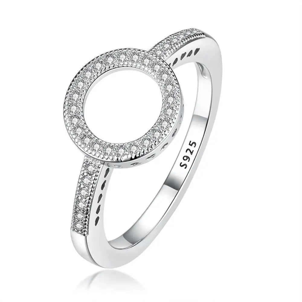 Elegant Zircon Hollow Ring – Timeless Style with a Sparkling Touch - Univelve